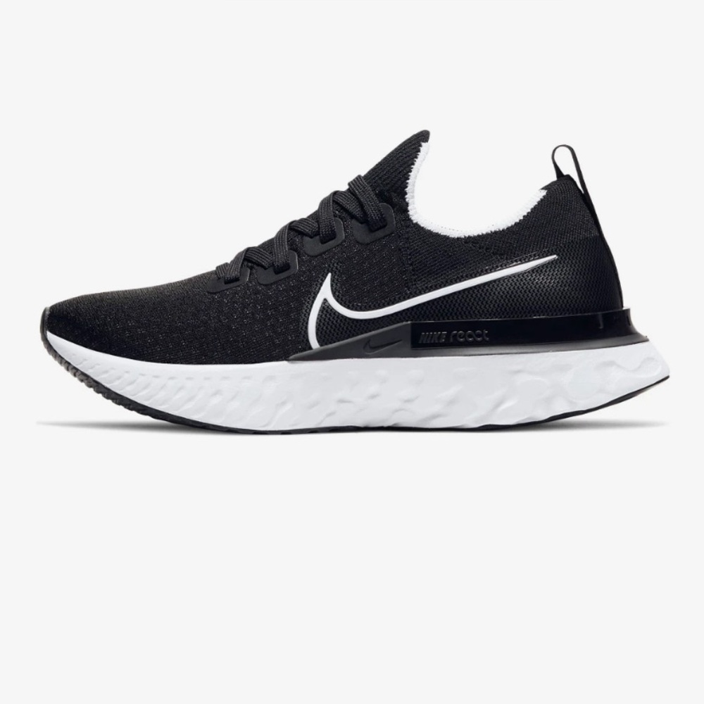 Nike Infinity Flyknit Skeaners